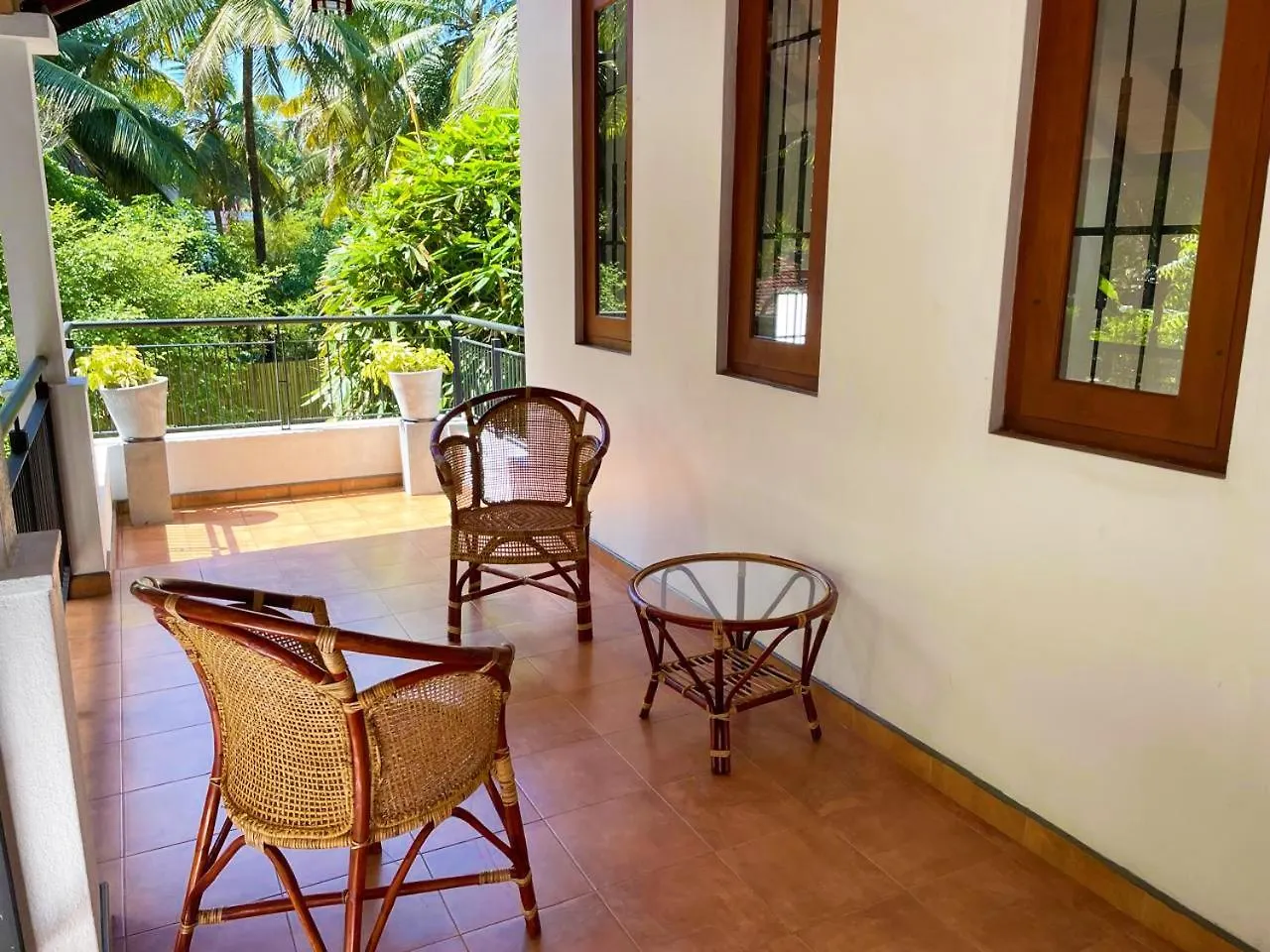 Cenreeza Airport Villa Negombo Couette-café